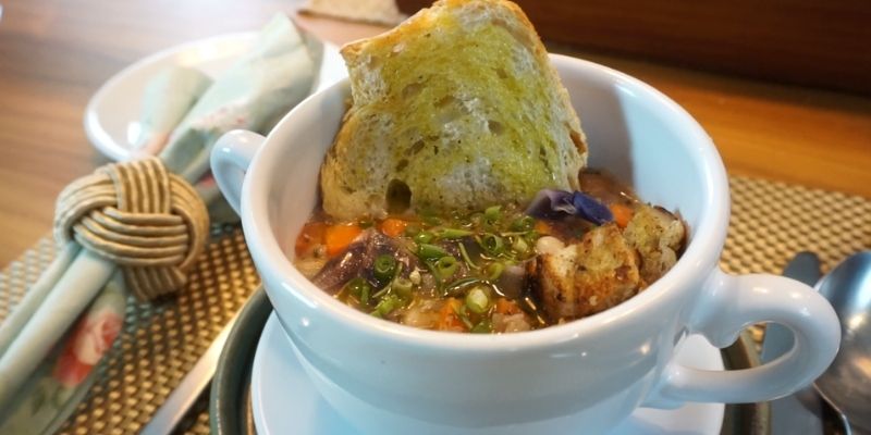 caldos e sopas